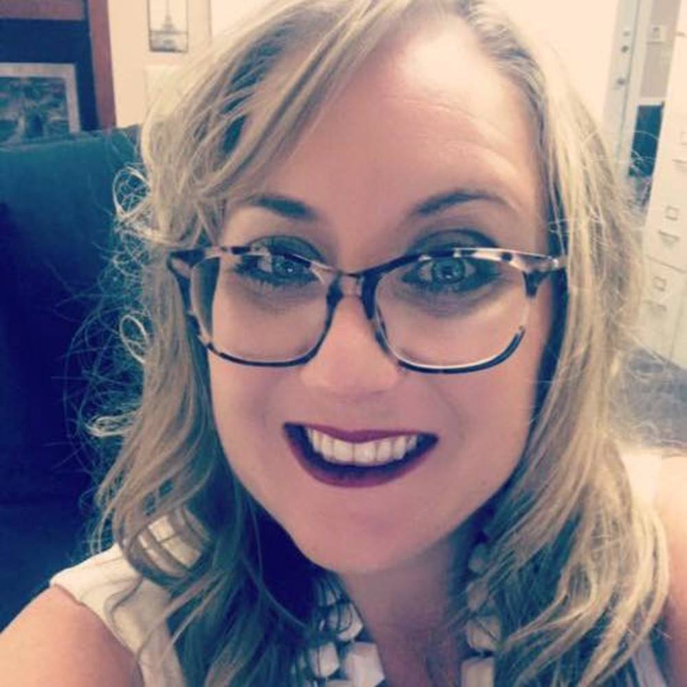 Meet your Posher, Caity